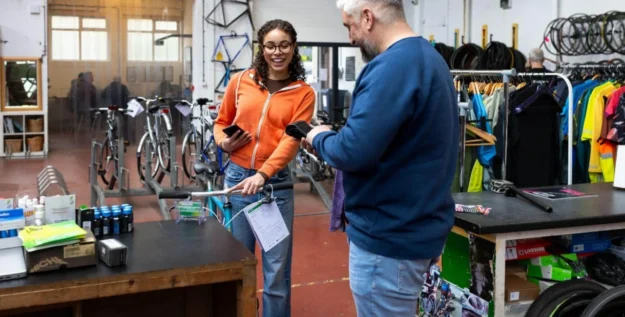 RYB Employee helping a customer